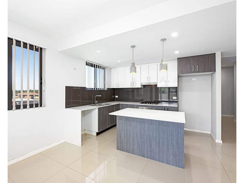 312/240-250 GREAT WESTERN HIGHWAY, Kingswood NSW 2747