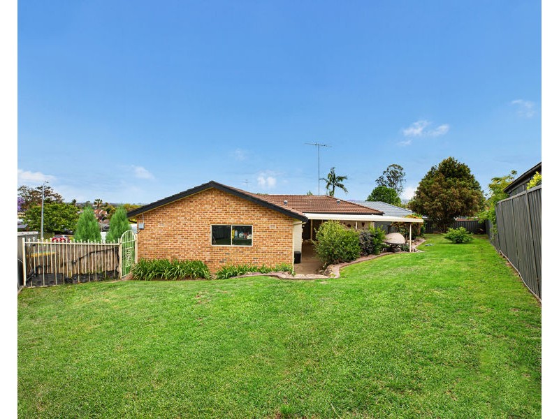 6 MOUNT CLOSE, Cranebrook NSW 2749