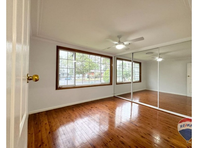 27 GLADYS STREET, Kingswood NSW 2747