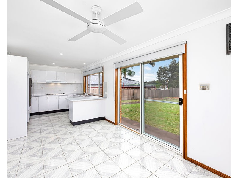 12 SHORTLAND PLACE, Doonside NSW 2767