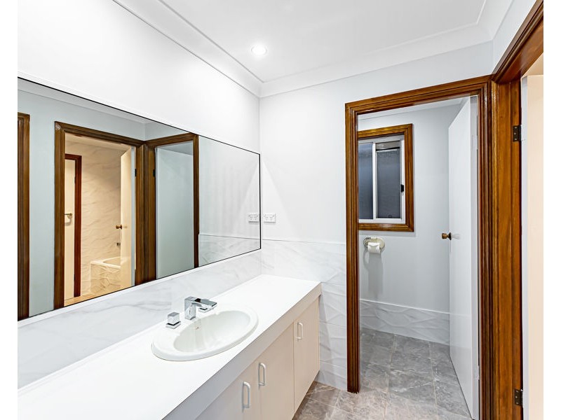 12 SHORTLAND PLACE, Doonside NSW 2767