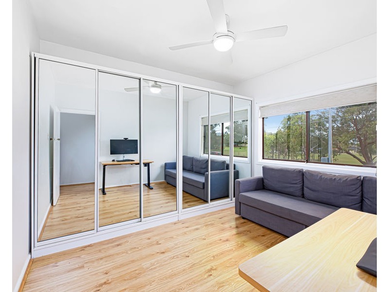 11 CHELTENHAM AVENUE, Cambridge Park NSW 2747