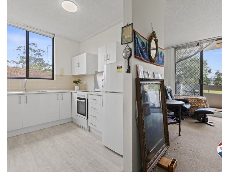2/30 PUTLAND STREET, St Marys NSW 2760