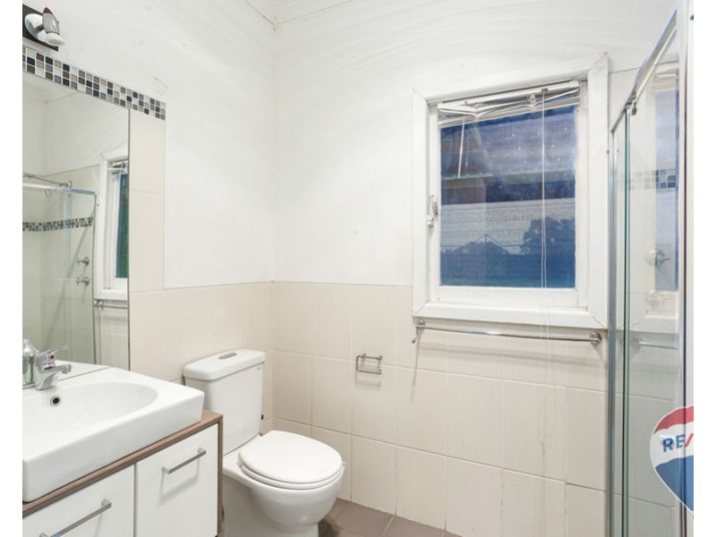 5 CONWAY AVENUE, Cambridge Park NSW 2747