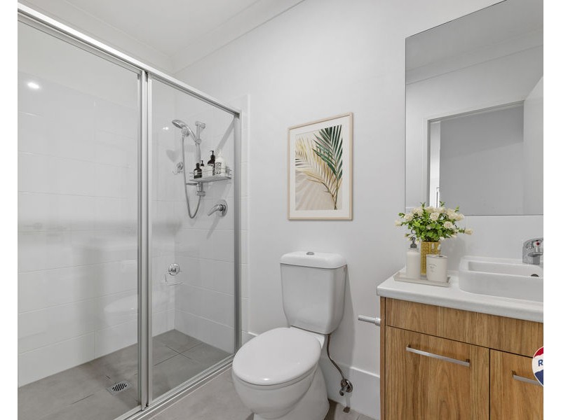 25 & 25A Janice Drive, Tahmoor NSW 2573