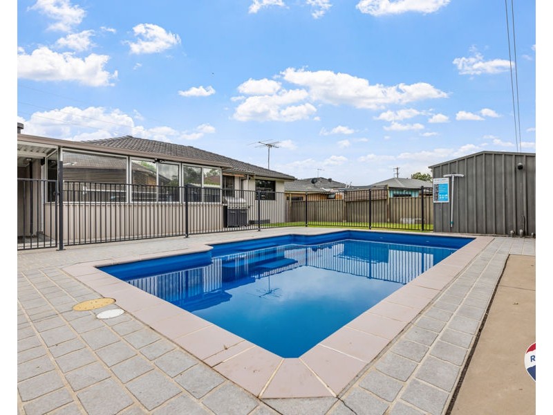 10 Roebuck Road, Werrington NSW 2747