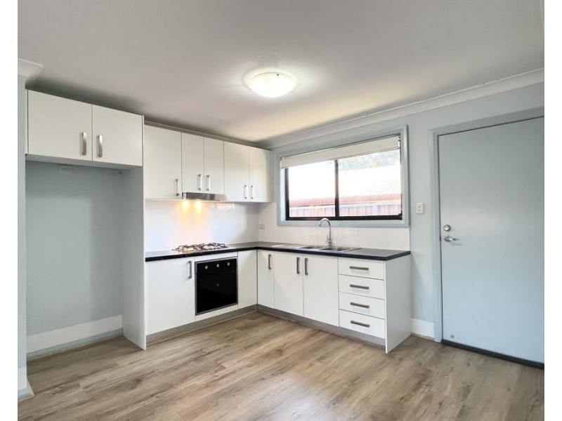 17A COREEN AVENUE, Penrith NSW 2750