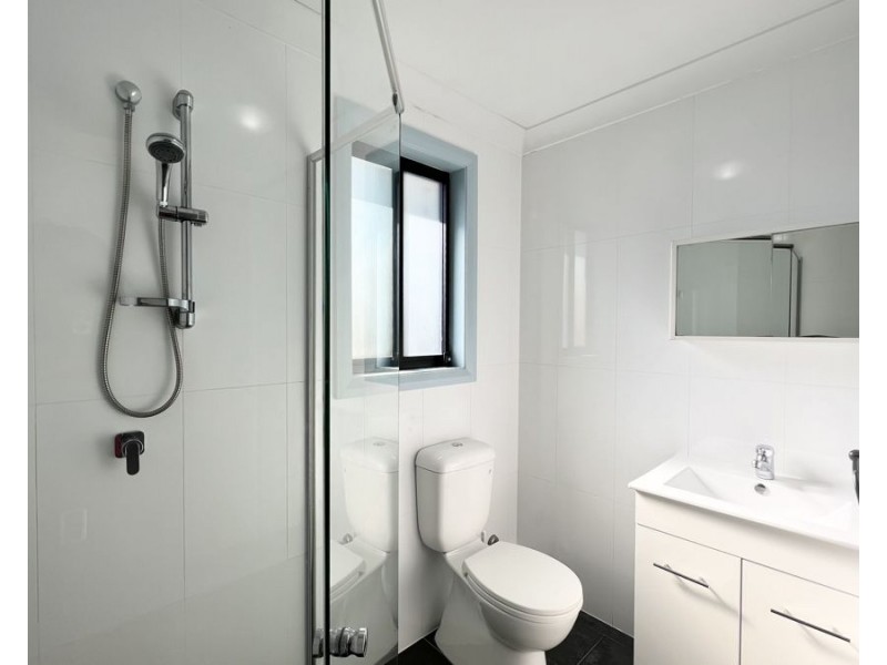 17A COREEN AVENUE, Penrith NSW 2750