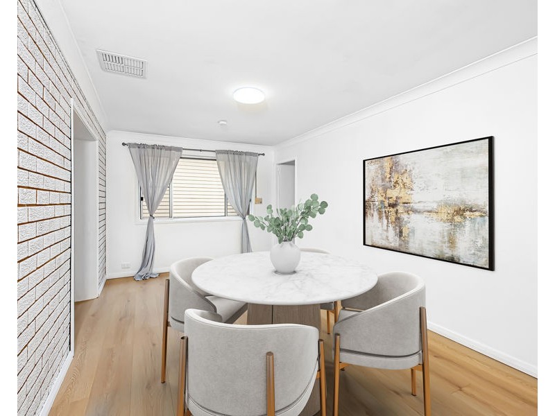 18 BALMORAL DRIVE, Cambridge Park NSW 2747