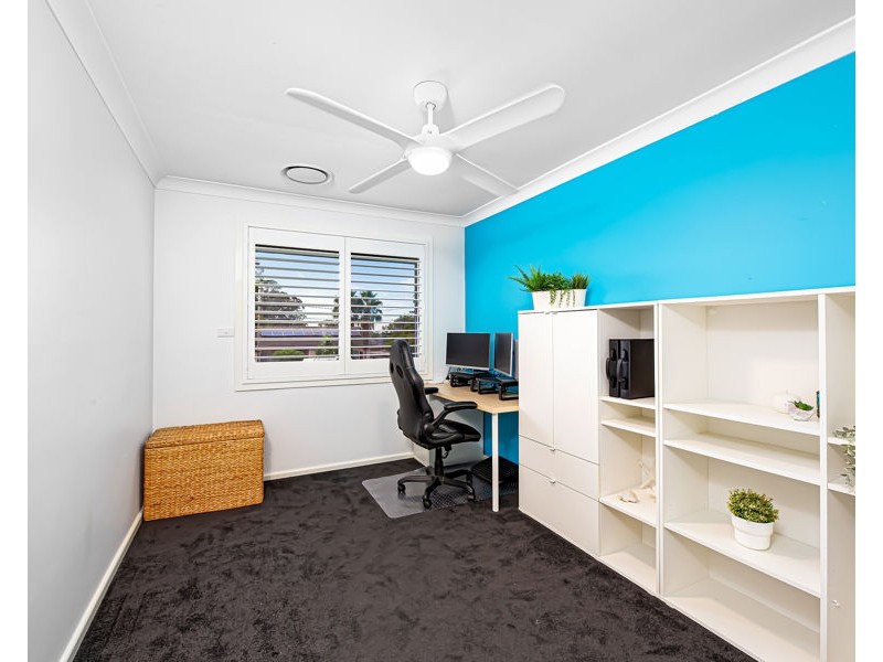 99 COLLEGE STREET, Cambridge Park NSW 2747