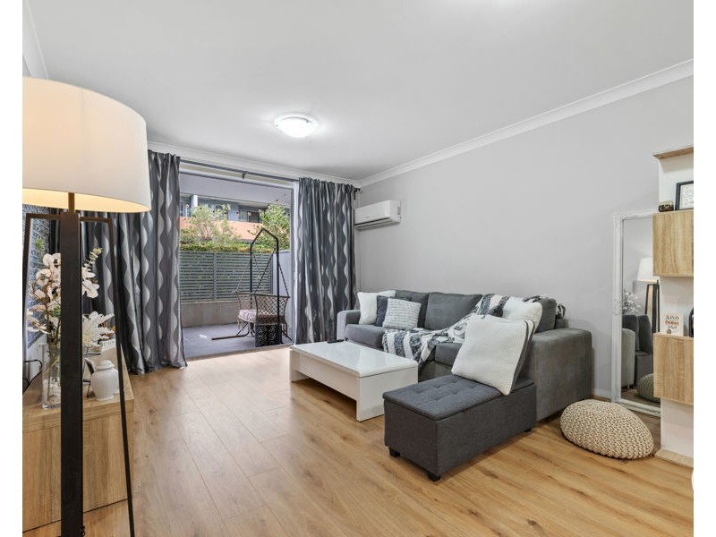 6/8D Myrtle Street, Prospect NSW 2148