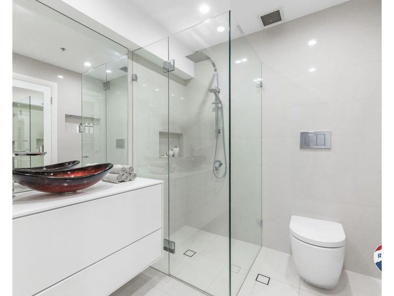 302/6E Cowper Wharf Roadway, Woolloomooloo NSW 2011