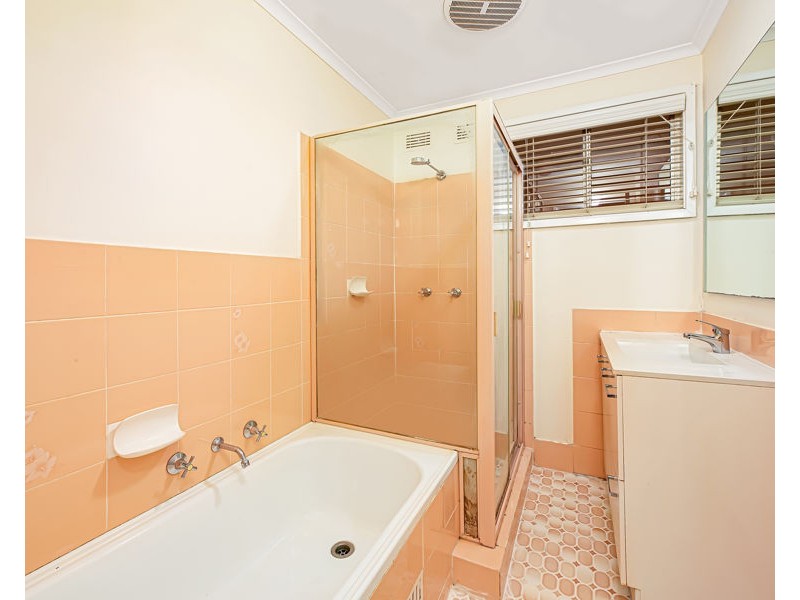 4 CLYBURN AVENUE, Jamisontown NSW 2750