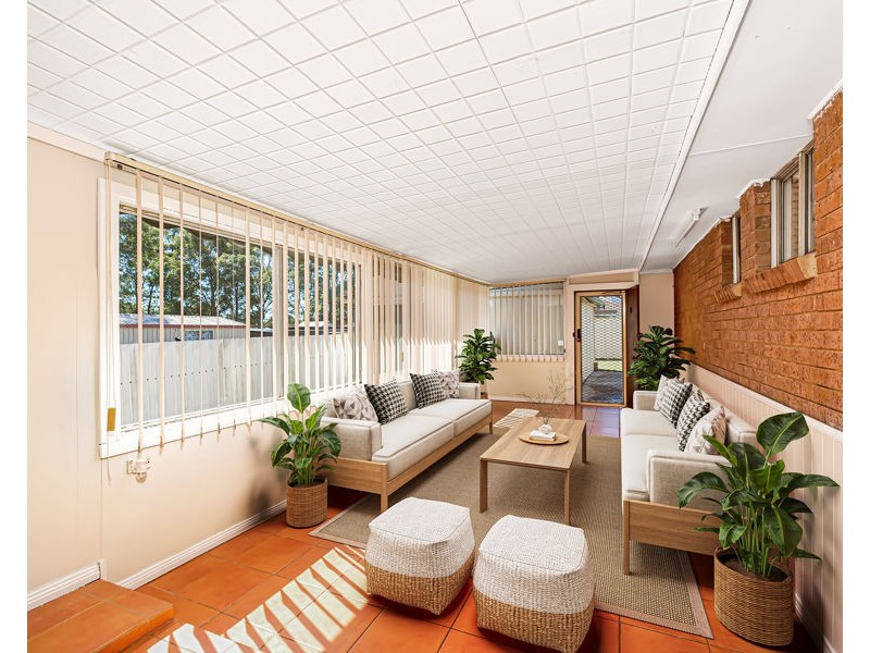 4 CLYBURN AVENUE, Jamisontown NSW 2750