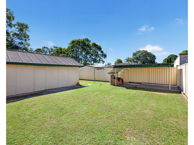 4 CLYBURN AVENUE, Jamisontown NSW 2750