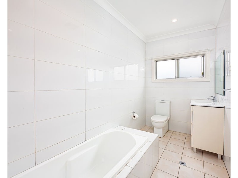 31 OXFORD STREET, Cambridge Park NSW 2747