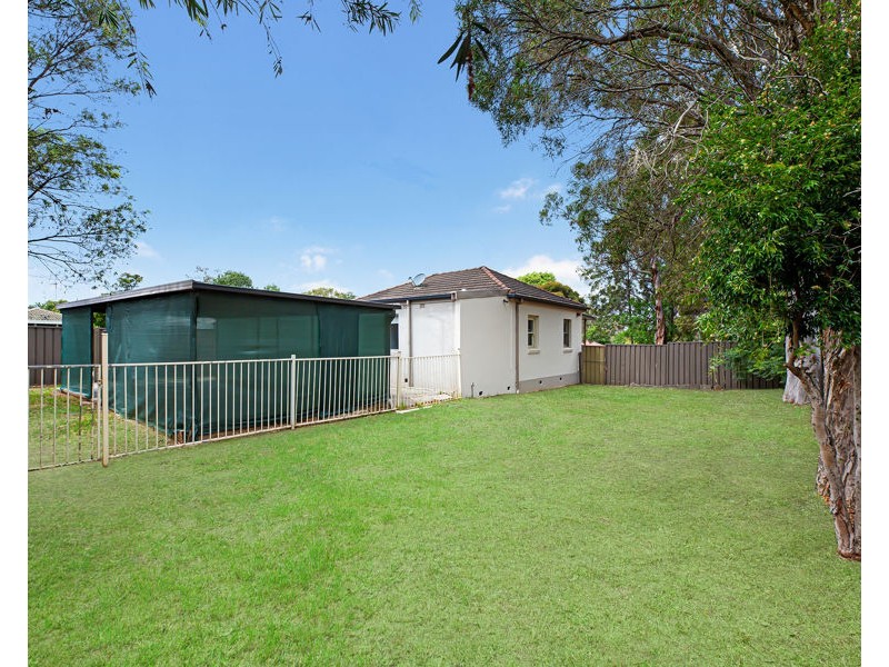 31 OXFORD STREET, Cambridge Park NSW 2747