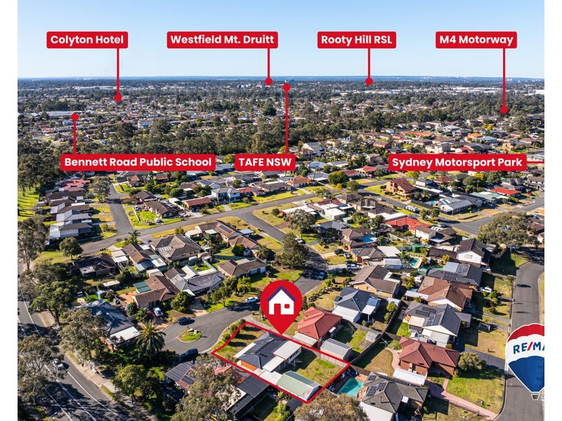 8 CADELL GLEN, St Clair NSW 2759