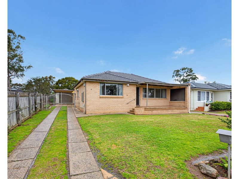 71 ELIZABETH CRESCENT, Kingswood NSW 2747