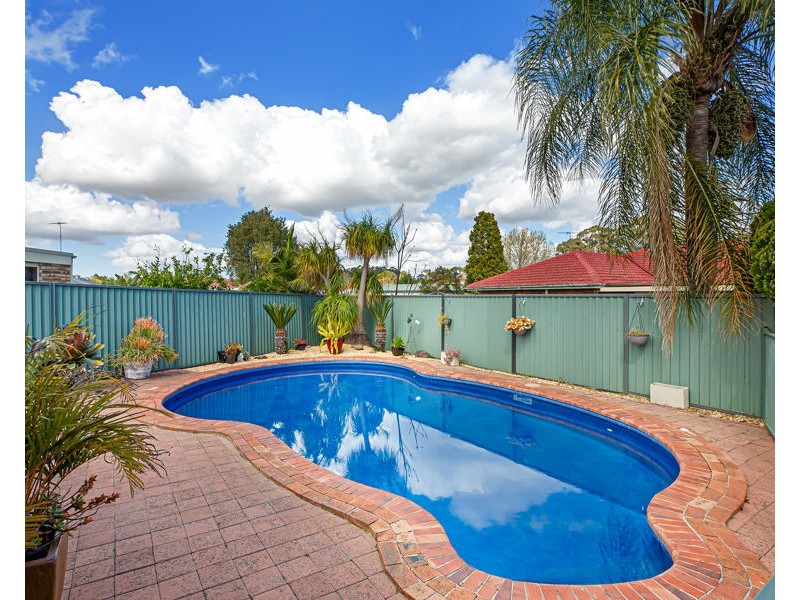 15 Marne Place, St Clair NSW 2759