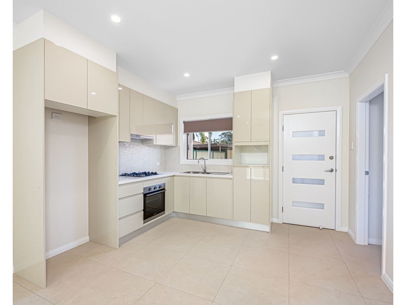 12A CARNATION AVENUE, Claremont Meadows NSW 2747