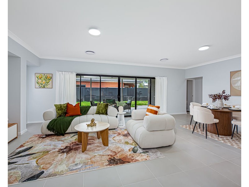76 & 76A CAMBRIDGE STREET, Cambridge Park NSW 2747