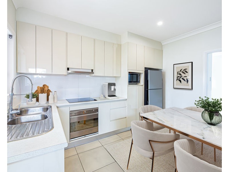 76 & 76A CAMBRIDGE STREET, Cambridge Park NSW 2747