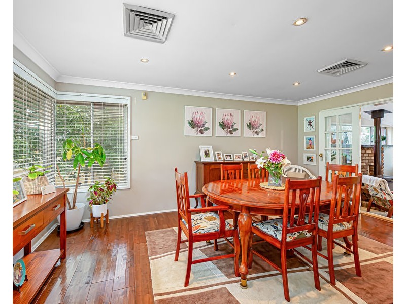2 DUNDEE STREET, Cambridge Park NSW 2747