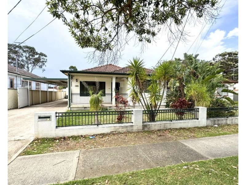 137 CANBERRA STREET, St Marys NSW 2760