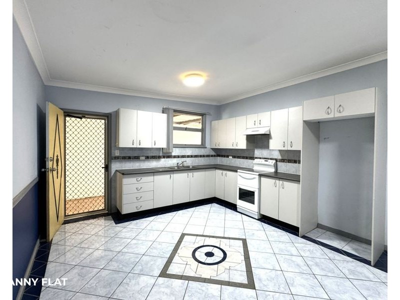 137 CANBERRA STREET, St Marys NSW 2760