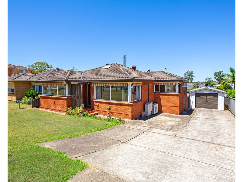 6 CLISSOLD STREET, Cambridge Park NSW 2747