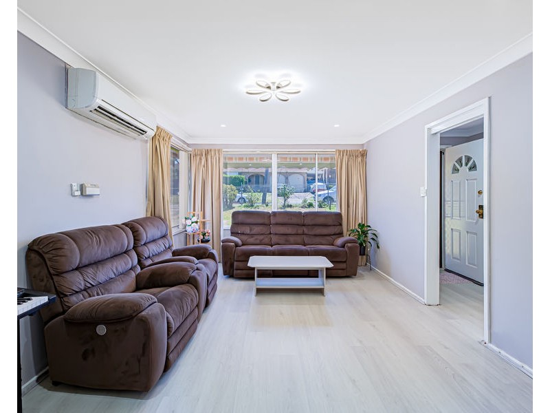 6 CLISSOLD STREET, Cambridge Park NSW 2747