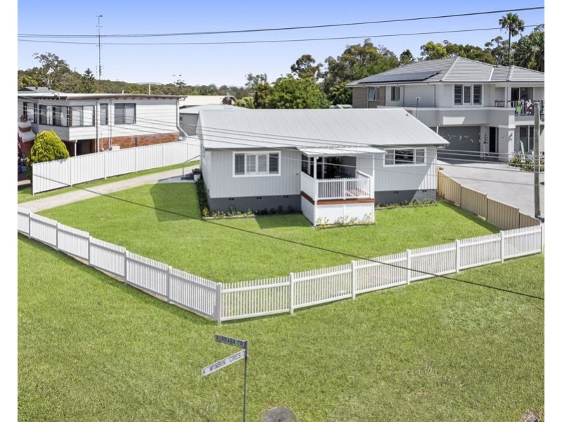 33 Winbin Crescent, Gwandalan NSW 2259