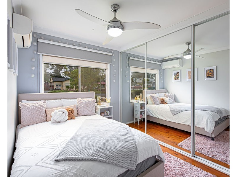 14 PEMBROKE STREET, Cambridge Park NSW 2747