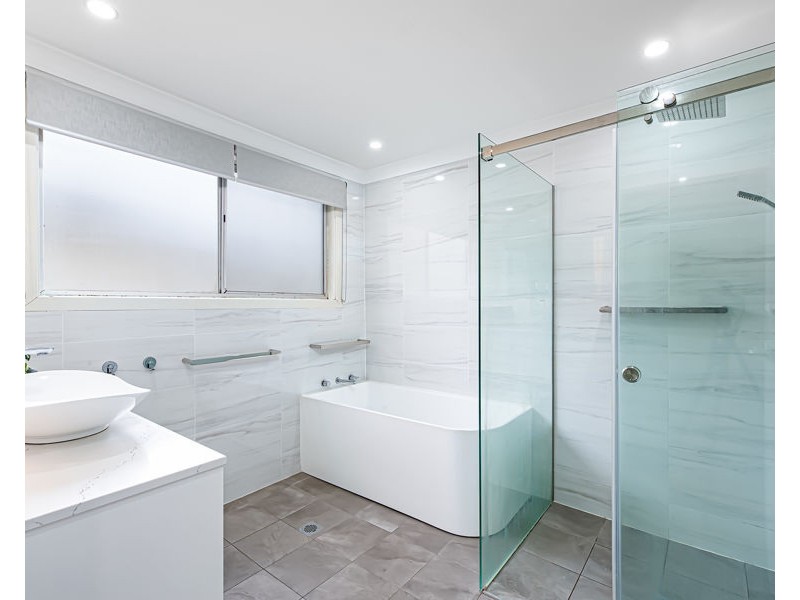 14 PEMBROKE STREET, Cambridge Park NSW 2747