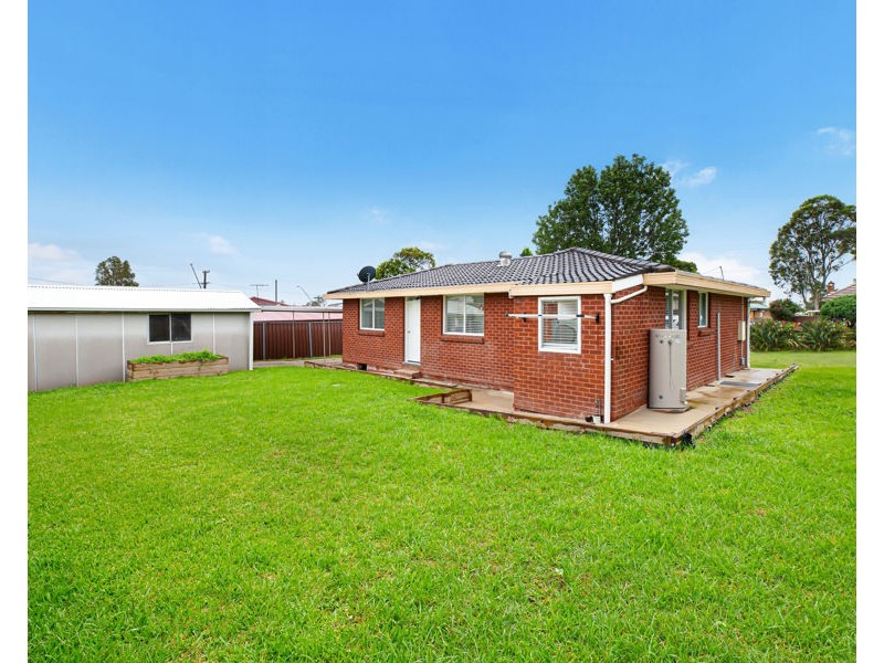 81 COLLEGE STREET, Cambridge Park NSW 2747