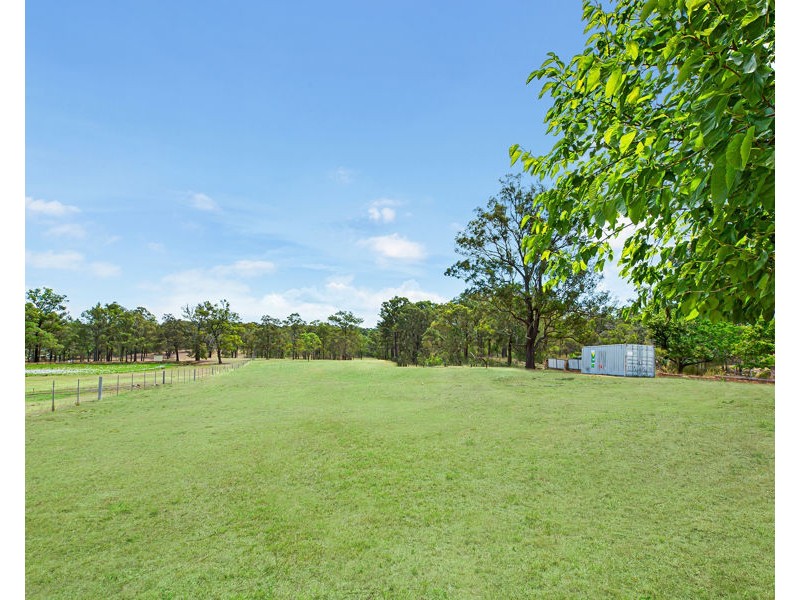 75 SIXTH ROAD, Berkshire Park NSW 2765