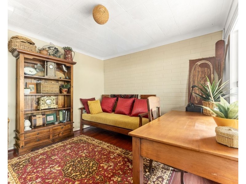 8 Spinnaker Avenue, Tascott NSW 2250