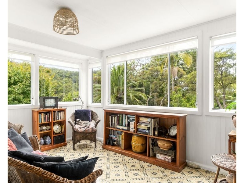 8 Spinnaker Avenue, Tascott NSW 2250