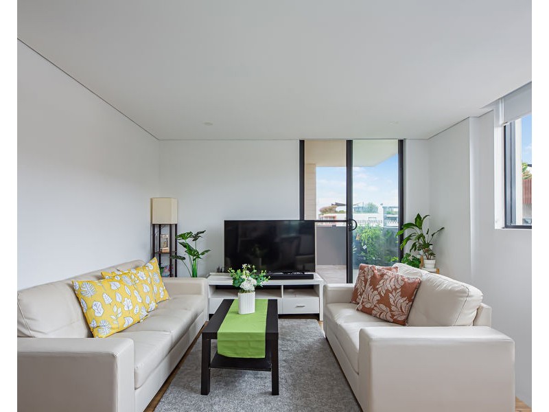 512/10 CARINYA STREET, Blacktown NSW 2148