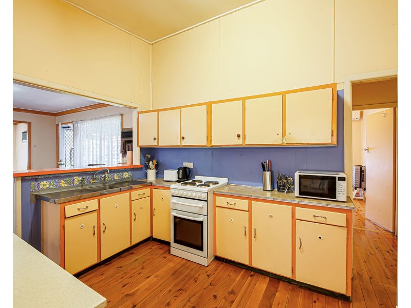 27 REDDAN AVENUE, Penrith NSW 2750