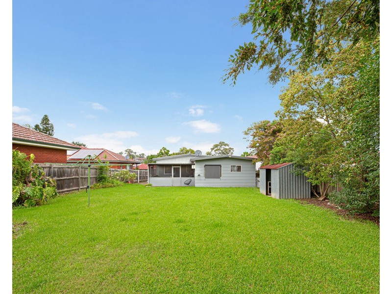 27 REDDAN AVENUE, Penrith NSW 2750