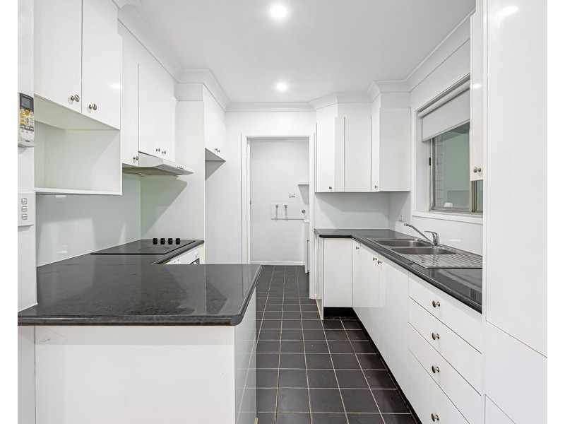 17 HARROW ROAD, Cambridge Park NSW 2747