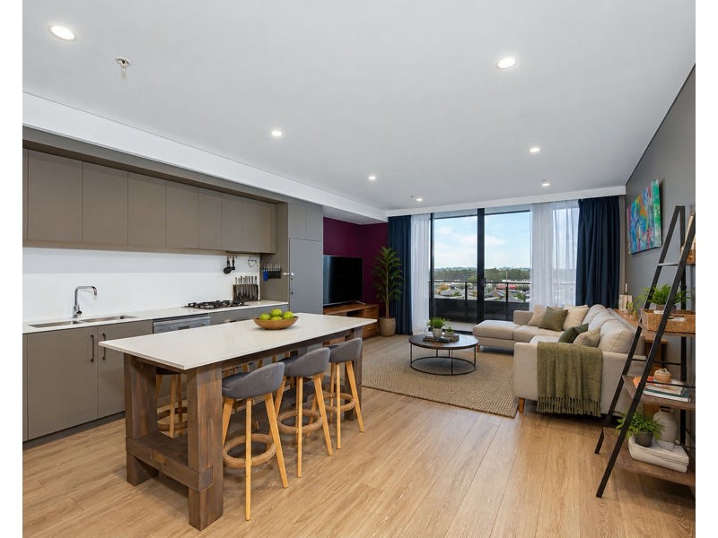 608/26B Lord Sheffield Circuit, Penrith NSW 2750