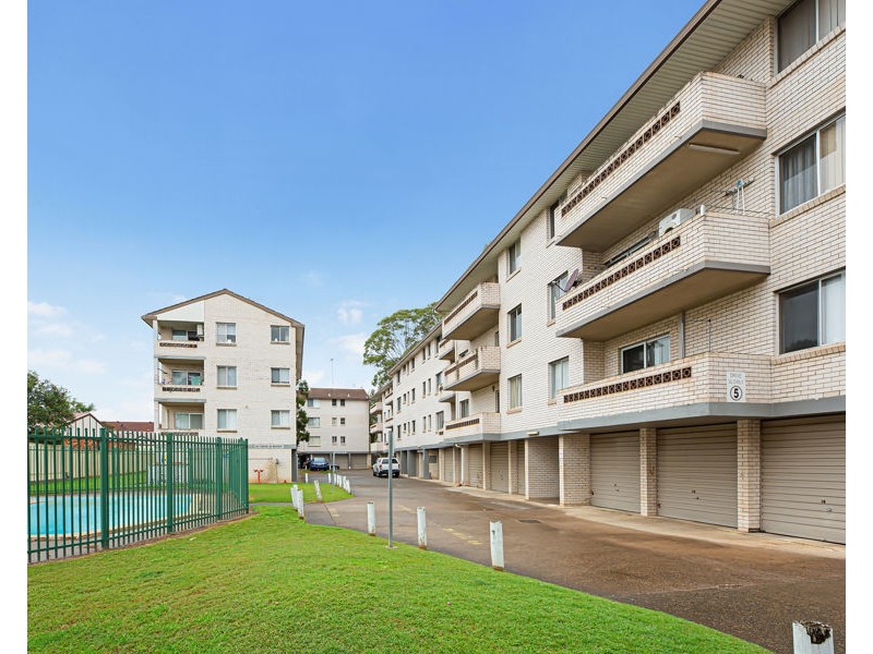 37/132 LETHBRIDGE STREET, Penrith NSW 2750