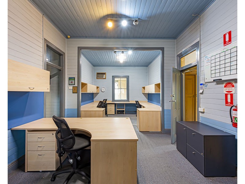 16 MACQUARIE AVENUE, Penrith NSW 2750