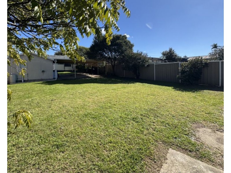 32 WORCESTER ROAD, Cambridge Park NSW 2747