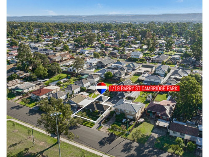 1/19 BARRY STREET, Cambridge Park NSW 2747