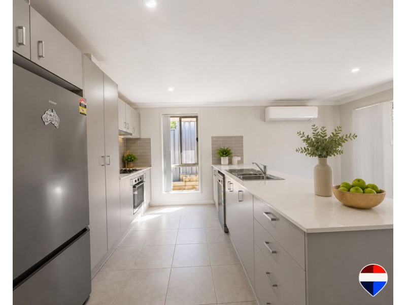 25 & 25A Caravel Street, Hamlyn Terrace NSW 2259