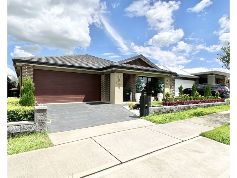 17 Lloyd Street, Werrington NSW 2747